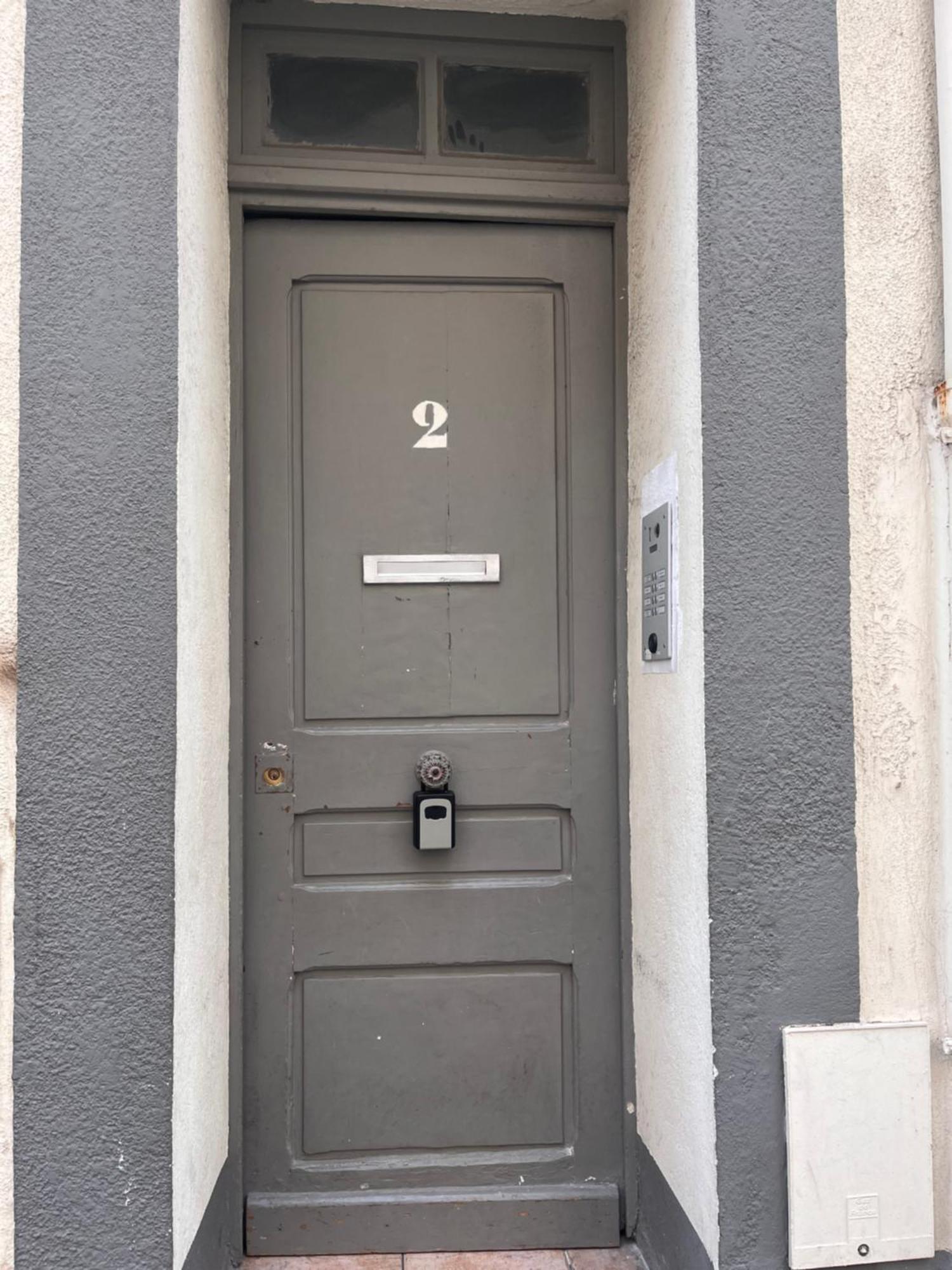 « Le Madeleine » Apartment Marseille Exterior photo